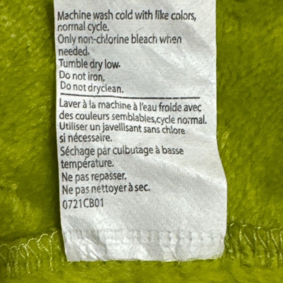 The Grinch Dr. Suess Travel Soft Fleece Blanket 36"x 40" Green used - Picture 3 of 7